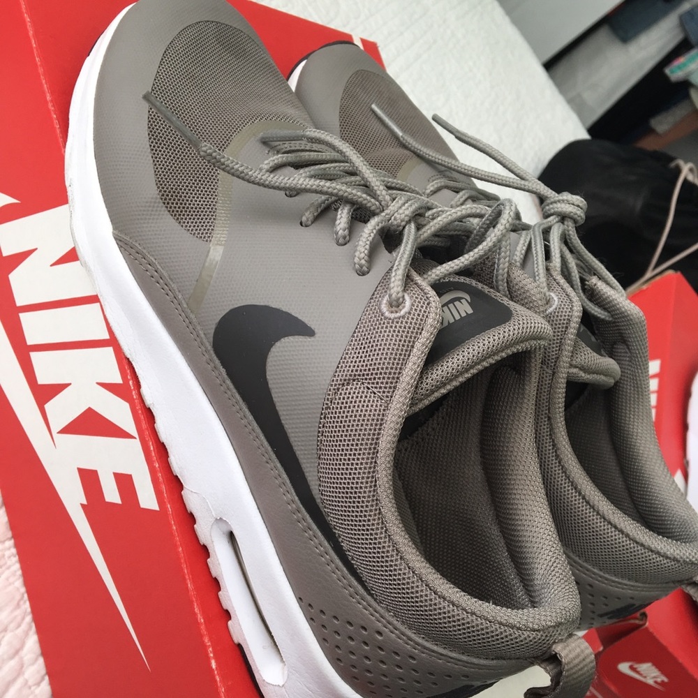 Nike air max thea